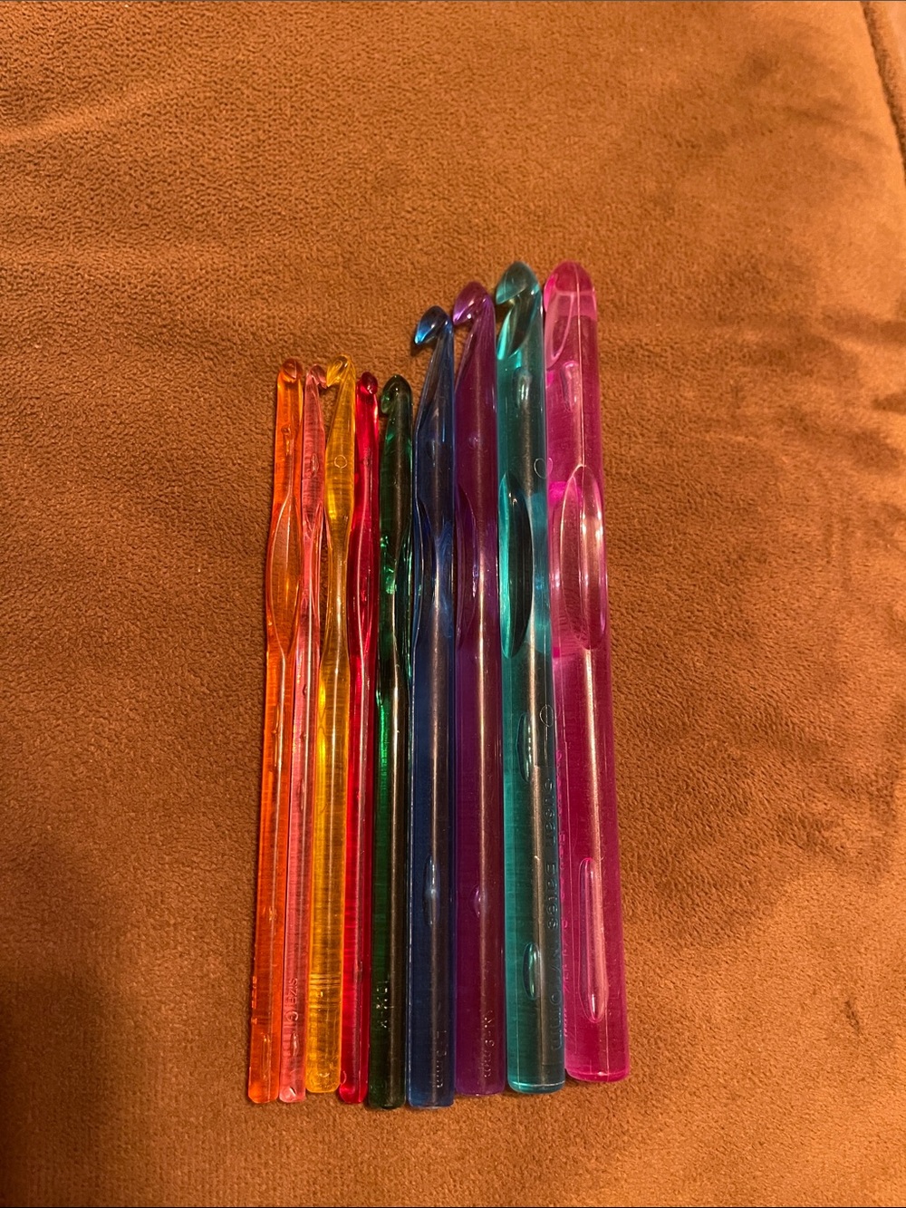 Vintage Susan Bates Crystalites translucent plastic crochet hooks lot of 9